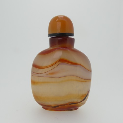 103 - A Chinese macaroni agate Snuff Bottle, H 7.5cm, together with another Chinese agate Snuff Bottle, wi... 