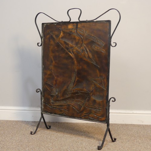 408 - An Arts and Crafts Newlyn school copper and wrought iron Fire Screen, depicting a sailing ship, attr... 