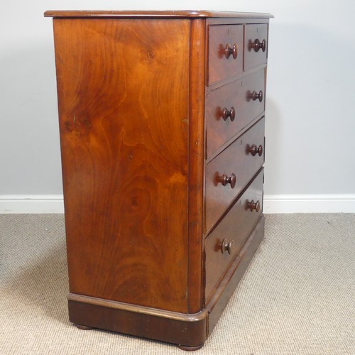 425 - A Victorian mahogany flat front Chest of Drawers, two short drawers over three long graduating drawe... 