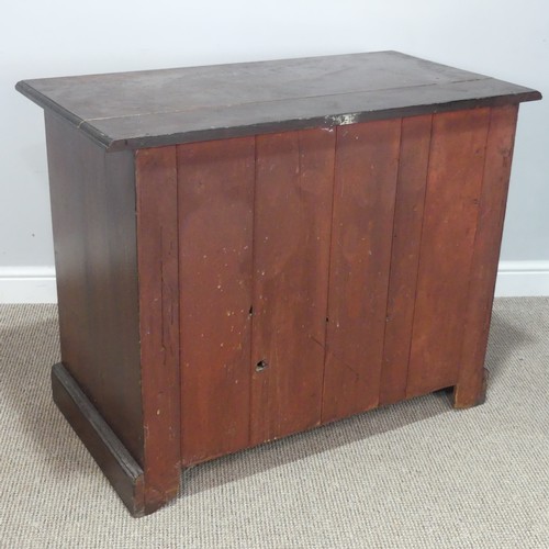 455 - An Edwardian mahogany Chest of drawers, three long graduating drawers with brass handles, W 93 cm x ... 