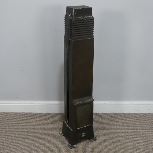 474 - An Art Deco painted metal floor-standing gas Heater, with glass pane, W 22 cm x H 95 cm x D 22 cm.... 