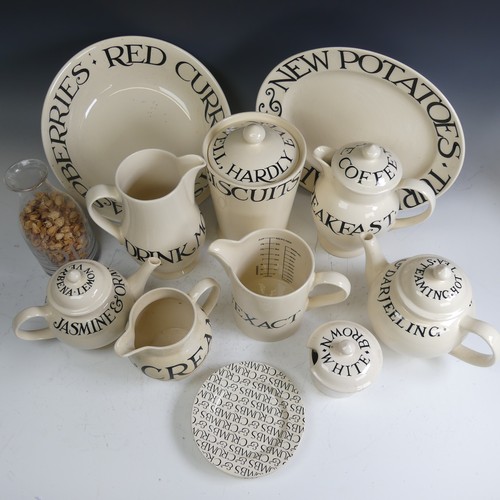 82 - A quantity of Emma Bridgewater 'Toast & Marmalade' Wares, to comprise a large Serving Dish, L 36... 