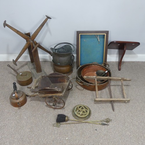 456 - An Antique wooden wool Winder, together with a small cart, copper items, pestle and mortar, etc(a lo... 