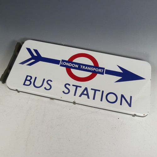 628 - London Transport; A double sided enamel Direction Arrow 'Bus Station' Sign, with bracket, very good ... 