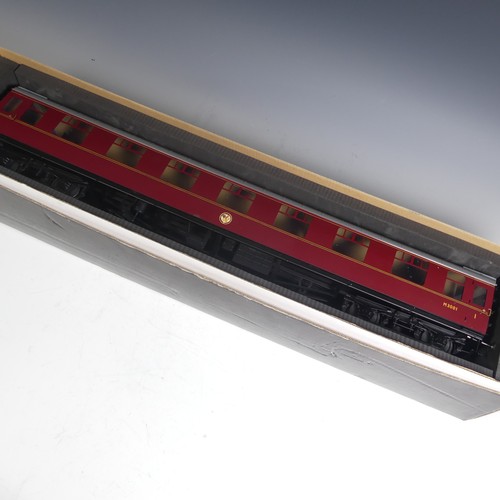 675 - Tower Brass Models, gauge 1 / G scale, 45mm, Mark 1 passenger coach, BR maroon, no. M3001, boxed.... 