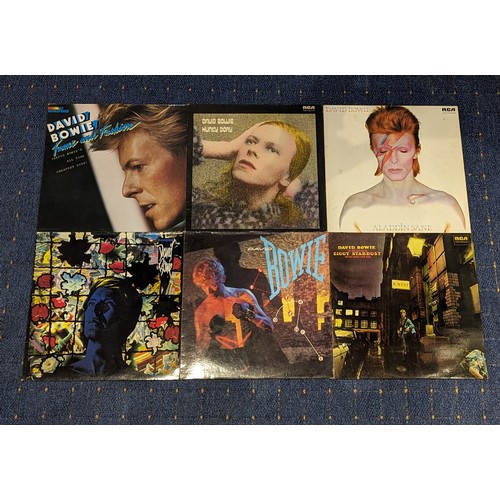 609 - Vinyl Records; A collection of six David Bowie LP's, including Hunky Dory INTS 5064, green RCA label... 