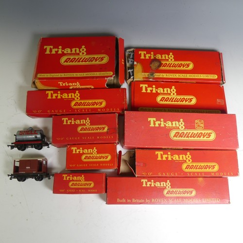 683 - Tri-ang '00/H0' gauge, RE Electric Goods Train Set, boxed, together with R.50 4-6-2 Princess Locomot... 