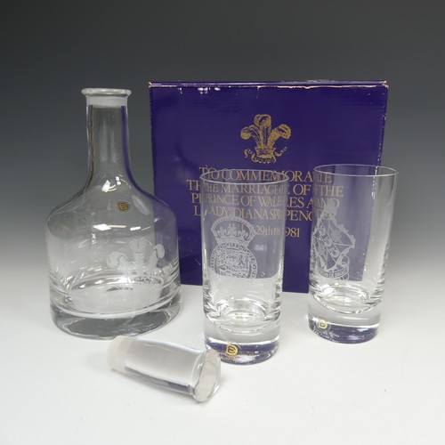 530 - A Dartington glass commemorative 1981 Royal Wedding Decanter and Glass set, to commemorate the marri... 