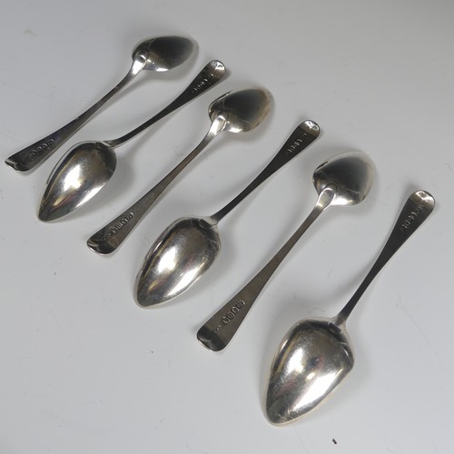 61 - A set of six George III silver Dessert Spoons, makers mark WE, hallmarked London, 1803, Old English ... 