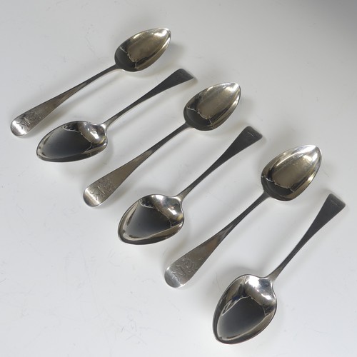 62 - A set of six George IV silver Dessert Spoons, makers mark WE, hallmarked London, 1822, Old English p... 