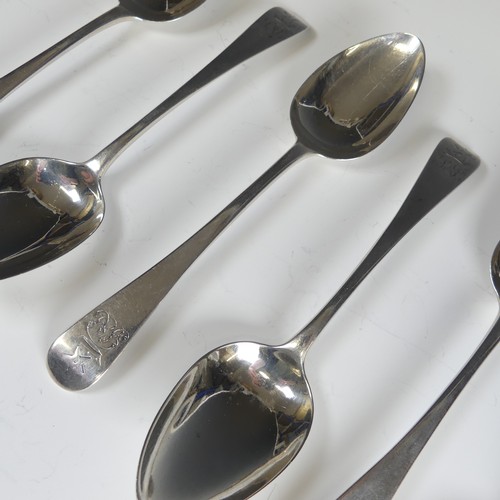 62 - A set of six George IV silver Dessert Spoons, makers mark WE, hallmarked London, 1822, Old English p... 