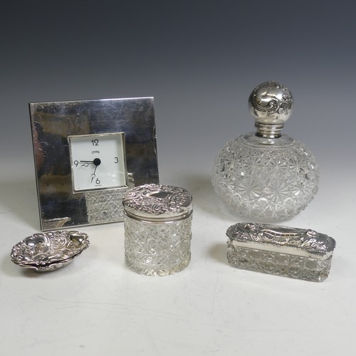 161 - A Continental (800) silver mounted cut glass Scent Bottle, together with a pair of late Victorian si... 