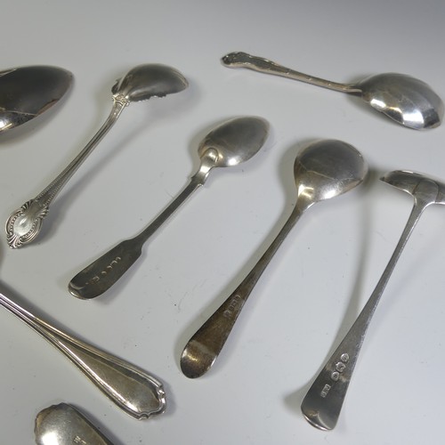 171 - A pair of George V silver Table Spoons, by John Round & Son Ltd., hallmarked Sheffield, 1911, Ol... 