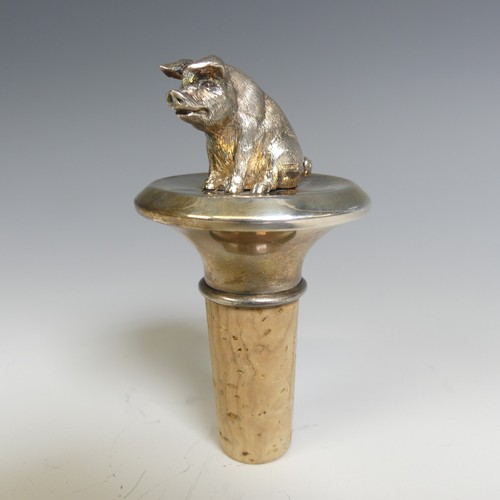 179 - A novelty silver Bottle Stopper, by C F Hancock & Co., hallmarked London 1993, the finial natura... 