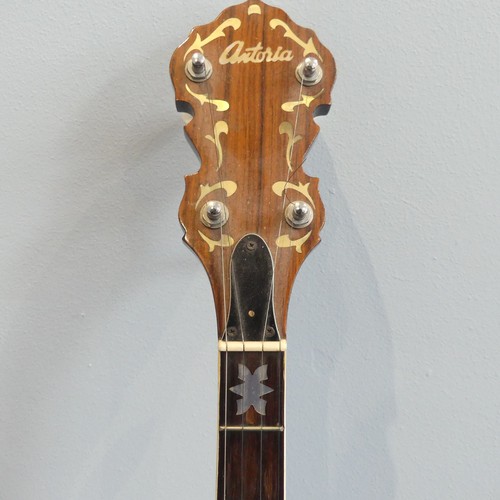 600 - Antoria five-string Banjo, fitted with a Remo Weather King banjo head, overall length 96cm.... 