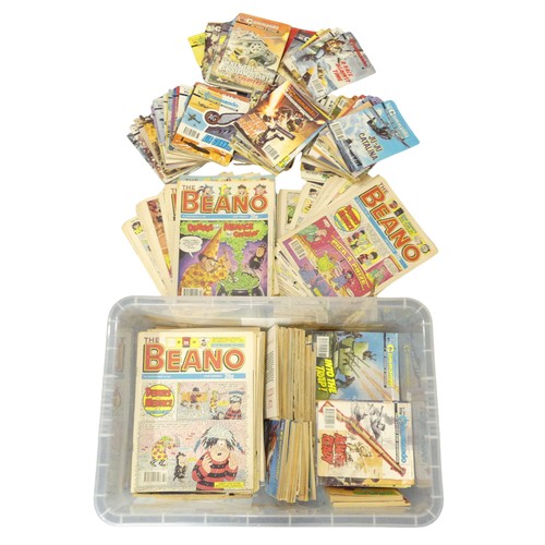 593 - A quantity of Commando War Comic Books and Beano Comics and Annuals, together with a quantity of fil... 