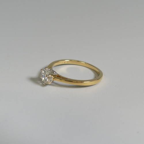 275 - A diamond solitaire Ring, the brilliant cut stone approx. o.62ct, six claw set in 18ct yellow gold, ... 