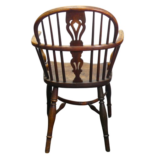 321 - A 19thC ash, elm and yew Windsor Armchair, stick back with shaped and pierced splat above moulded sa... 