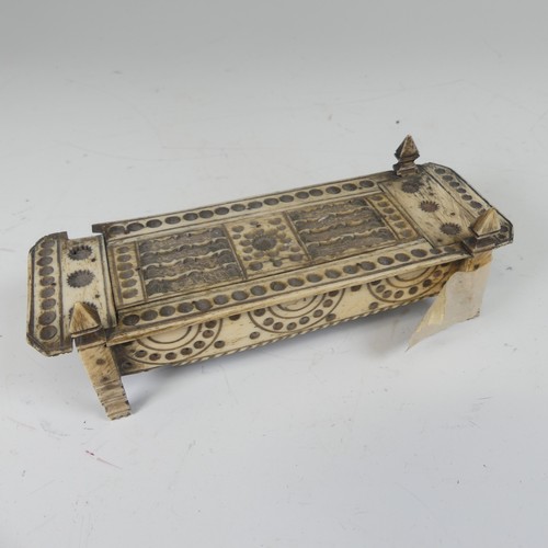 64 - Early 19th century French Prisoner of War carved bone Dominoes box, of rectangular stepped form with... 