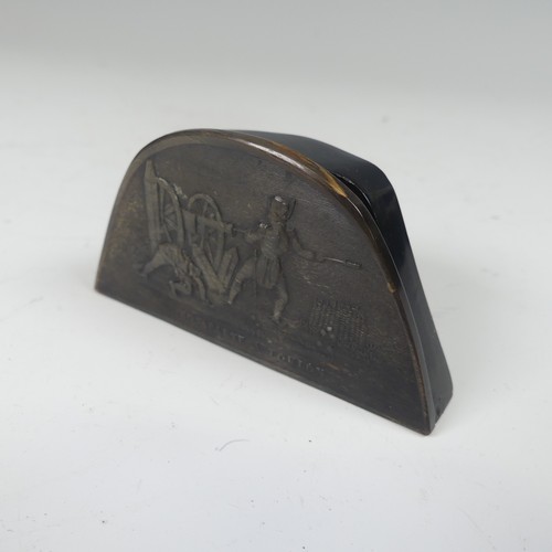 65 - Napoleonic Interest: a pressed horn snuff box, in the form of Napoleon's bicorn hat, the hinged lid ... 