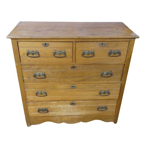 371 - An early 20th century Chest of drawers, with two short drawers over three long drawers, W 101 cm x H... 