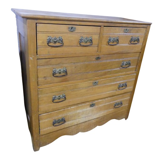 371 - An early 20th century Chest of drawers, with two short drawers over three long drawers, W 101 cm x H... 