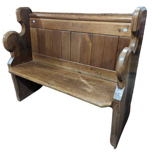 526 - An early 20th century ecclesiastical style pitch-pine Pew, of small proportions, W 116 cm x H 91 cm ... 