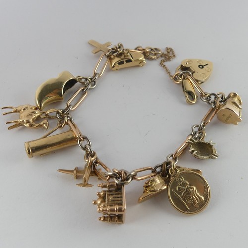 318 - An 18ct two colour gold Bracelet, with a replacement 9ct gold clip fastening and associated padlock ... 