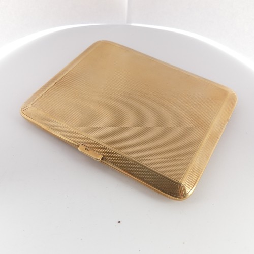 357 - A 9ct yellow gold Cigarette Case,  with engine turned decoration, the interior with inscription, 10.... 