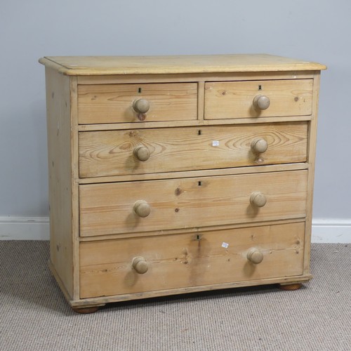 508 - An antique pine Chest of drawers, two short drawers over three long graduating drawers, W 96 cm x H ... 