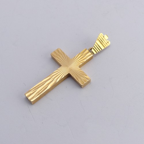 315 - An 18ct yellow gold cross Pendant, on suspension loop, total length 5cm, 5g.