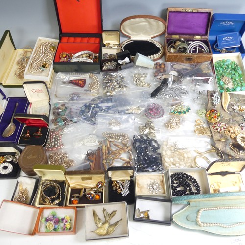 375 - A quantity of Costume Jewellery, including bead necklaces, cultured and faux pearls, 1960's/70's gil... 