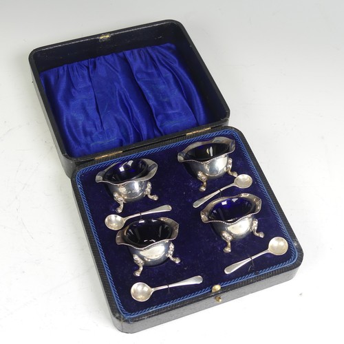 89 - A cased set of four silver Open Salts, by Joseph Gloster Ltd., hallmarked Birmingham, 1917, with blu... 