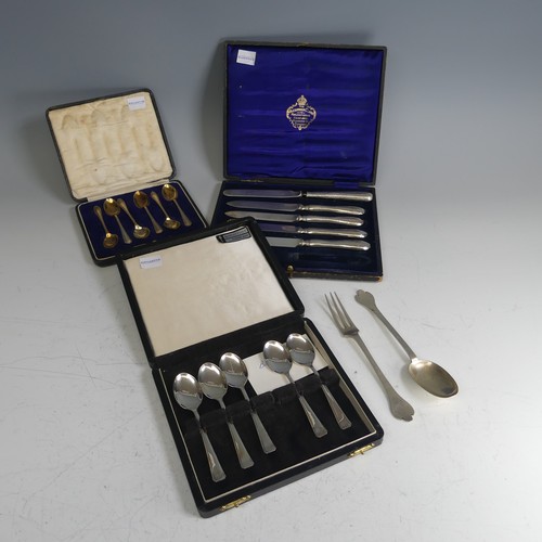 109 - A cased set of six George V silver gilt Coffee Spoons, by Philip Hanson Abbot, hallmarked Sheffield,... 