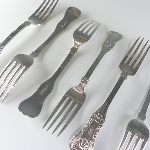 127 - A set of six Victorian Scottish silver Dessert Forks, hallmarked Glasgow, 1831, Kings pattern varian... 