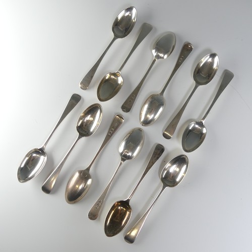 135 - A set of twelve Victorian silver Teaspoons, by Josiah Williams & Co., hallmarked London, 1893/4,... 