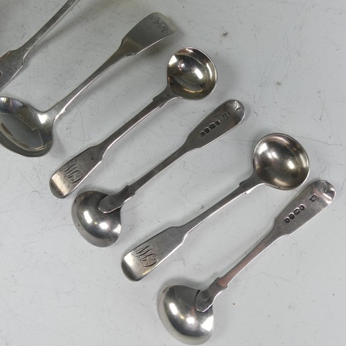 152 - A set of four Victorian silver Salt Spoons, by John James Whiting, hallmarked London ,18.39, fiddle ... 