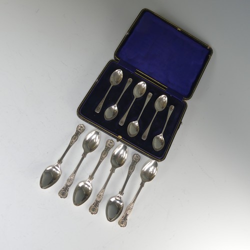 180 - A cased set of George V silver Coffee Spoons, by Barker Brothers, hallmarked Chester, 1912, together... 