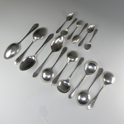 184 - Four Elizabeth II silver Table Spoons, by Viner's Ltd, hallmarked Sheffield, 1956,21cm long, togethe... 