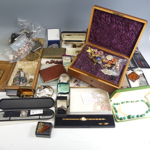 409 - A quantity of vintage and later Costume Jewellery, including Lee Sands Necklaces, silver and marcasi... 