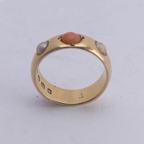 259 - A coral and cultured pearl three stone Ring, the 18ct yellow gold band set with central circular pal... 