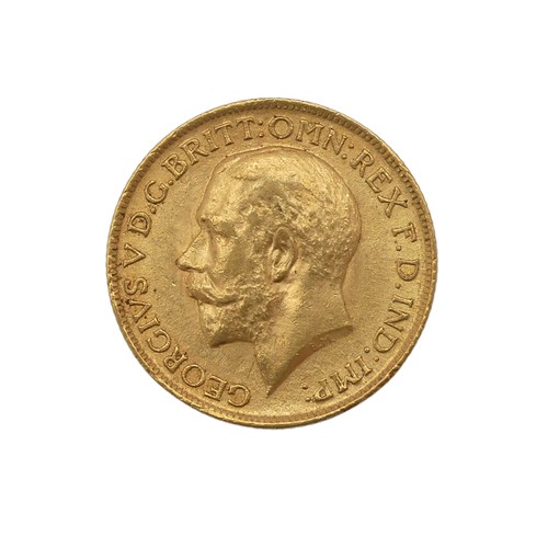 500 - A George V gold Sovereign, dated 1912.