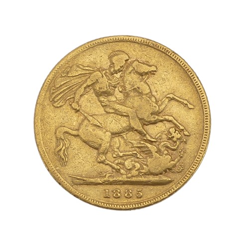 532 - A Victorian gold Sovereign, dated 1885.