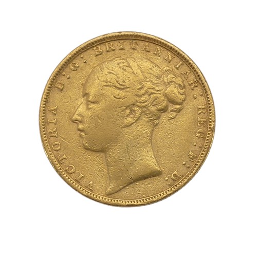 532 - A Victorian gold Sovereign, dated 1885.