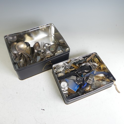 79 - A quantity of damaged / scrap Silver, including silver mounted hand mirror and three brushes, weigha... 