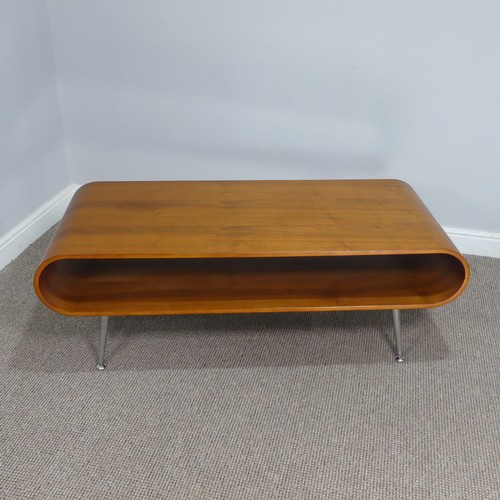 405 - A Retro teak bentwood coffee Table, raised on chrome legs, W 120 cm x H 45 cm x D 50 cm.... 