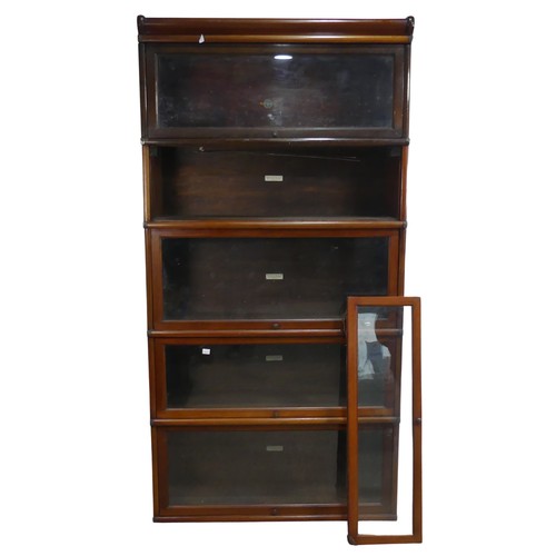 567 - A Globe Wernicke & Co Ltd oak floorstanding five sectional library Bookcase, with up and over re... 