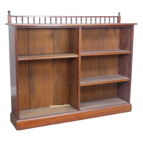 593 - A Victorian mahogany floor standing open Bookcase, by 'P. E. Gane, Bristol', spindle gallery ab... 