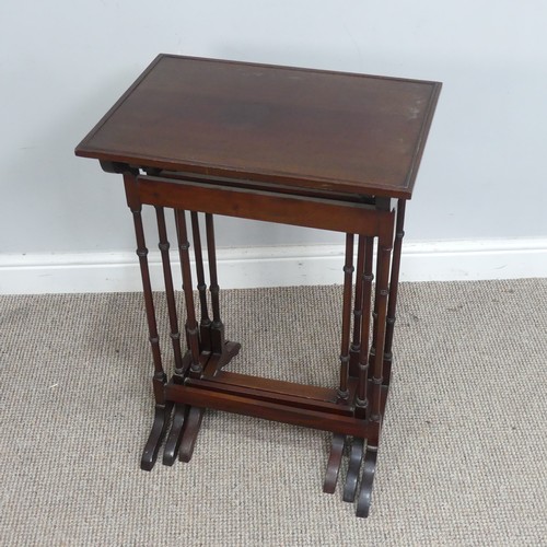 576 - A nest of three Edwardian mahogany tea Tables, raised on turned legs, (largest) W 51 cm x H 70 cm x ... 