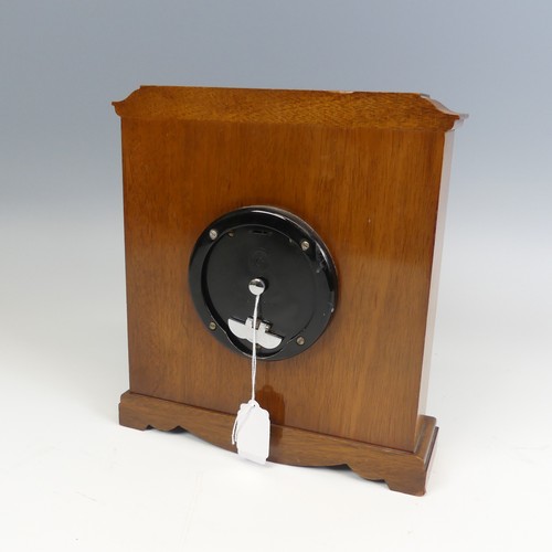 384 - A small mahogany cased Elliott mantle Clock, brass engraved dial stamped 'An Elliott Cock' and 'Made... 